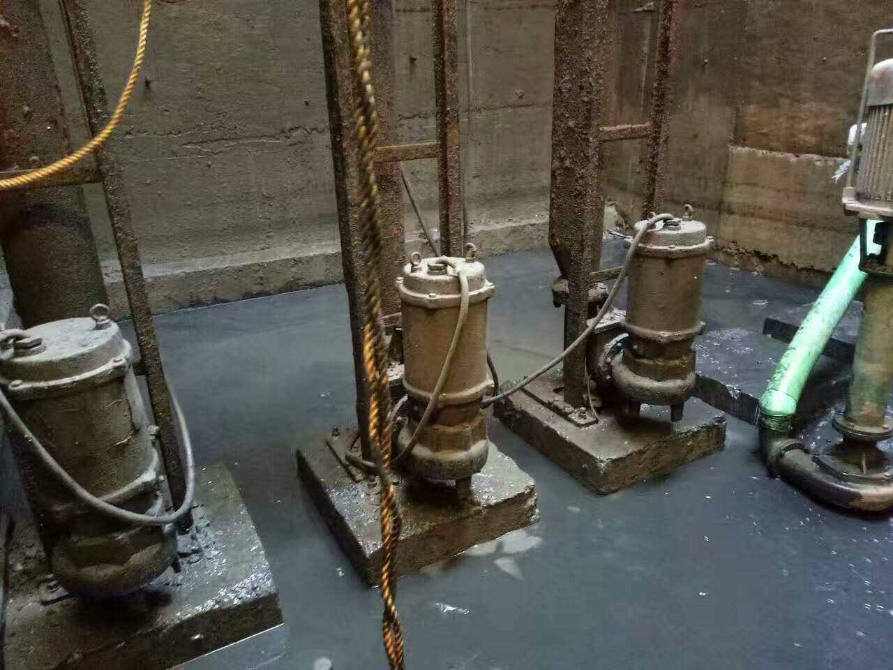 安乡污水池清理